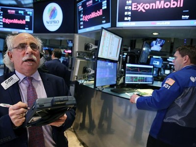 Giới đầu tư túc tắc giao dịch khi đón nhận dữ liệu CPI tháng 4